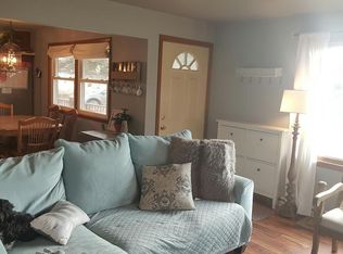 S94W14324 Groveway Ln, Muskego, WI 53150