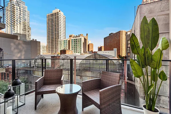 Sold by Corcoran | media 21