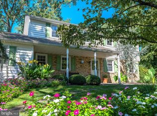 333 Green Valley Rd, Langhorne, PA 19047