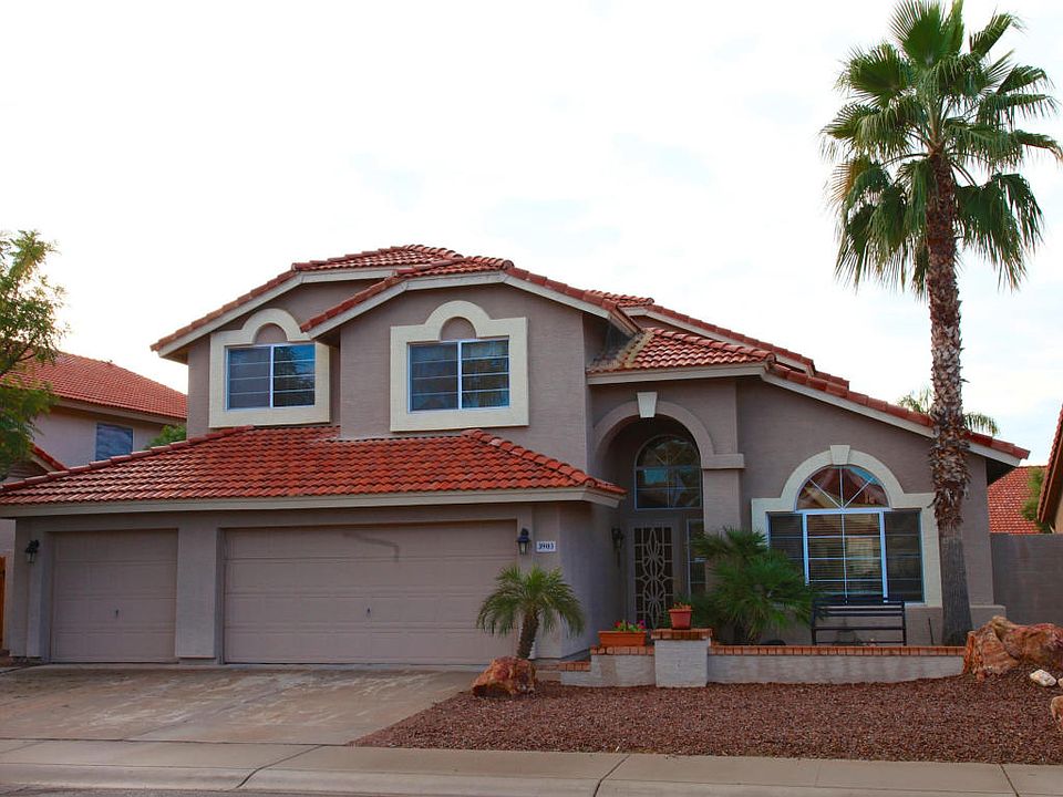 1st image of 3903 E Glenhaven Dr
