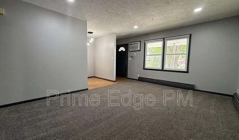 4900 Huntington Ave #4 — Photo 9