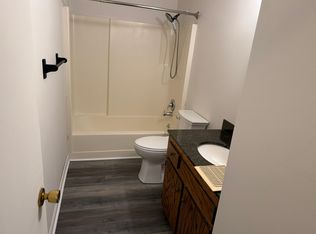 4386 Providence Rd, Hayes, VA 23072