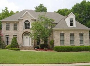 1711 Arbor Landing Dr, Hixson, TN 37343