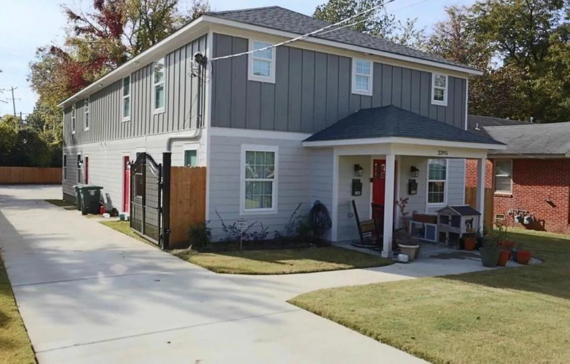 1 bed, 1.0 bath, 4282 sqft, $795 — Photo 2