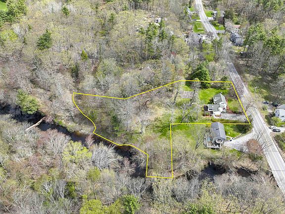 3rd image of 95 Kingston Road
