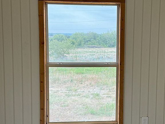 2nd image of 4323 N Us Highway 287