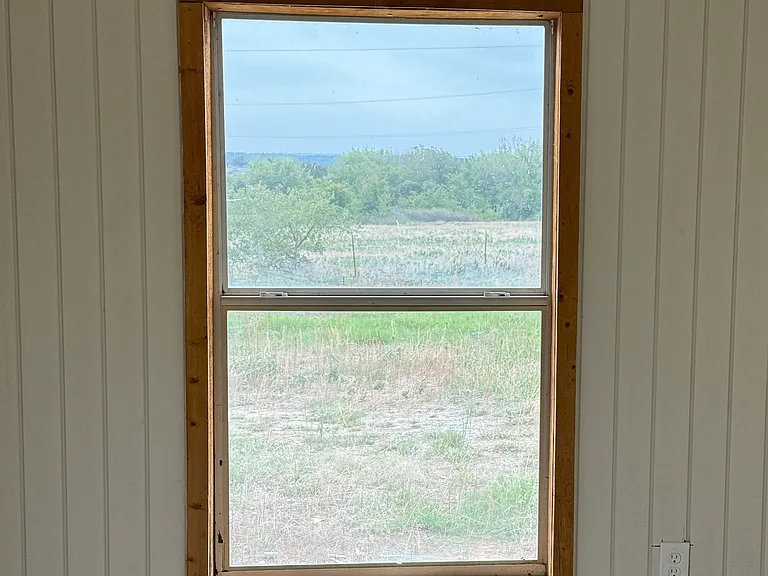 4323 N US Highway 287 — Photo 2