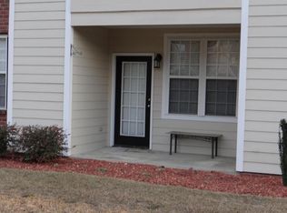 32 Commando Ave, Fayetteville, NC 28307