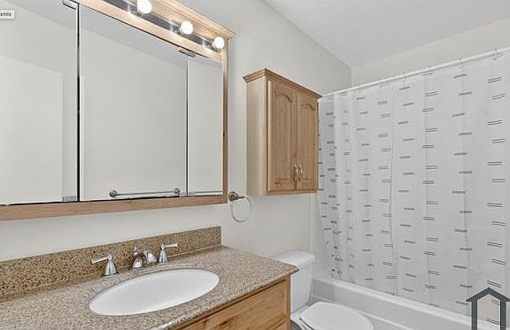 5th image of 8548 E McDonald Dr