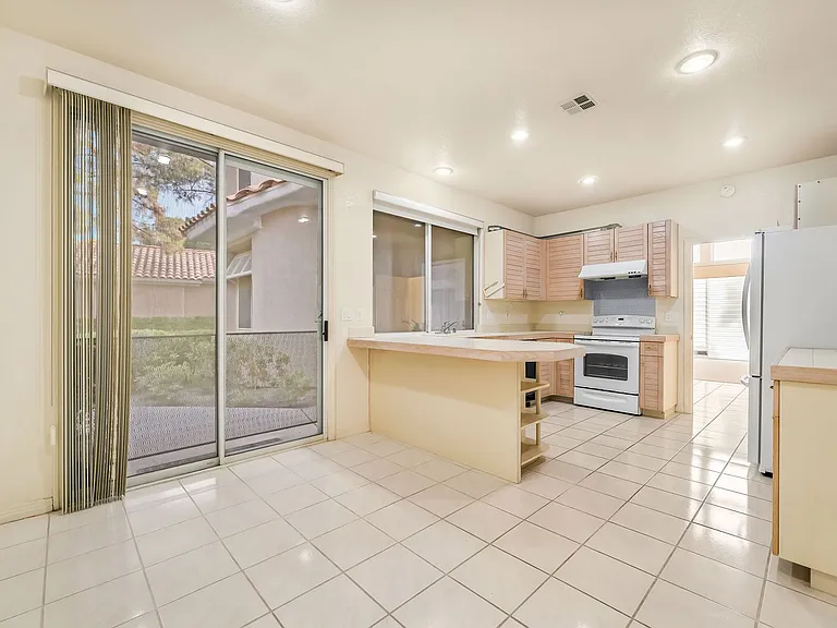 4970 Mount Pleasant Ln — Photo 11