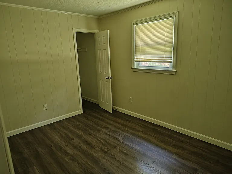 606 King St — Photo 13