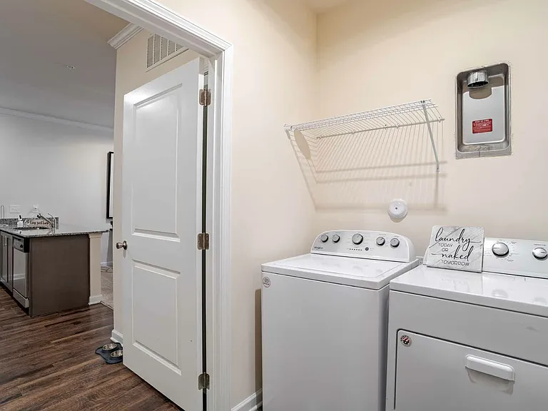 Waxhaw Mills Apartments — Photo 9