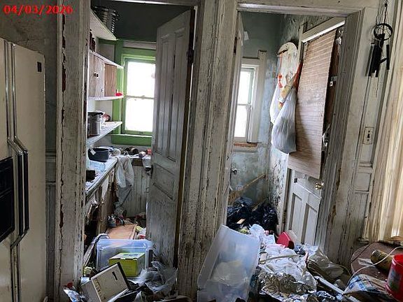 2nd image of 2860 N Teutonia STREET