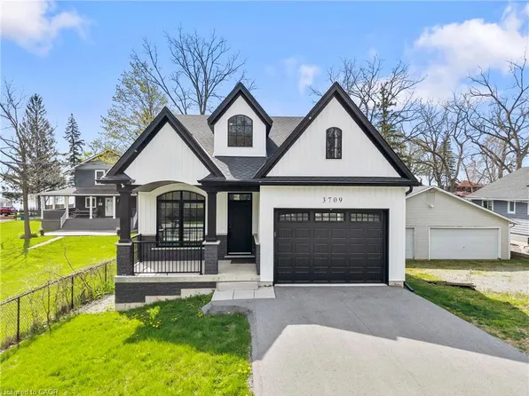 3709 Ryan Ave, Fort Erie, ON L0S 1B0