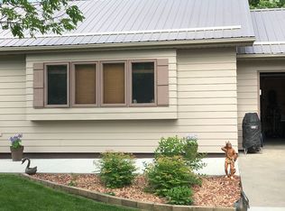1125 Dewitt St, Ellsworth, IA 50075