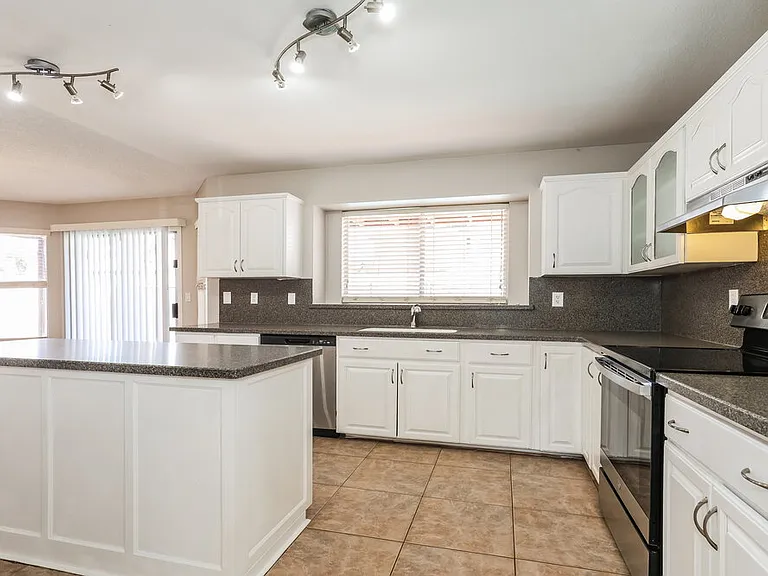 4214 E Saltsage Dr — Photo 7
