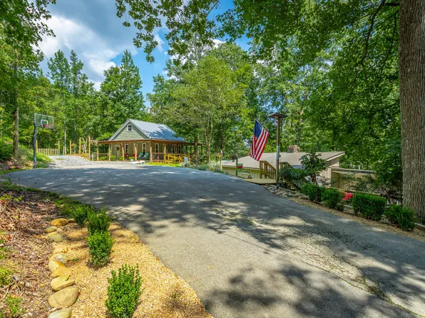 210 Sunset Ct, Spring City, TN 37381