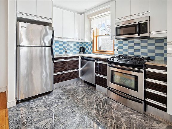 5th image of 2140 Ocean Ave APT 8A
