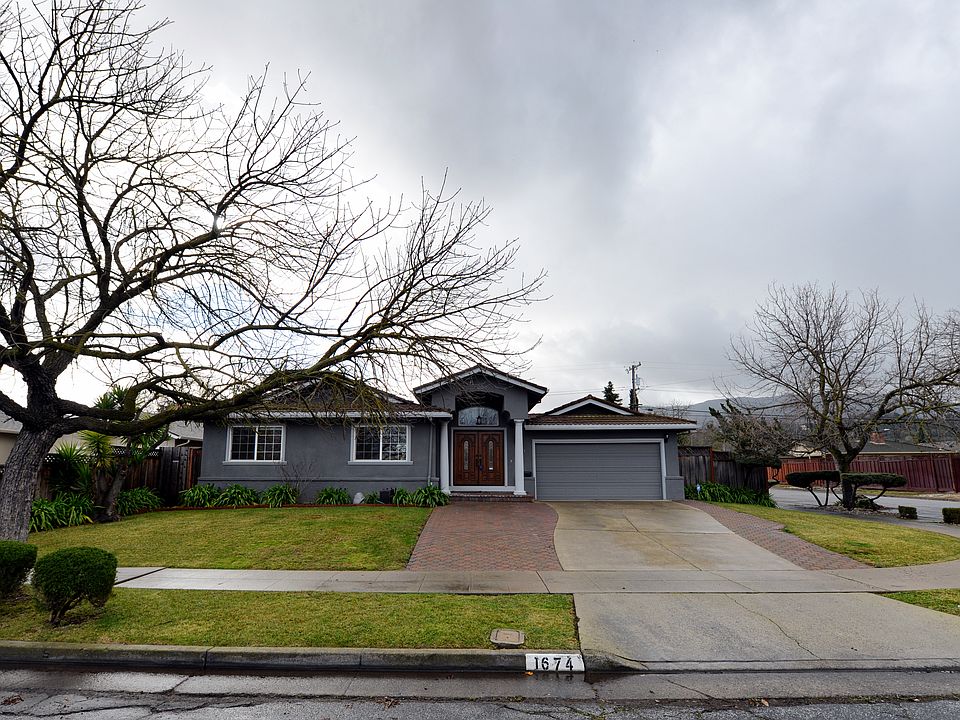 2nd image of 1674 Kevin Dr