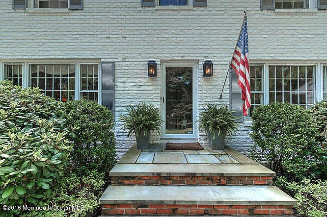 19 Holly Tree Ln, Rumson, NJ 07760 | Zillow