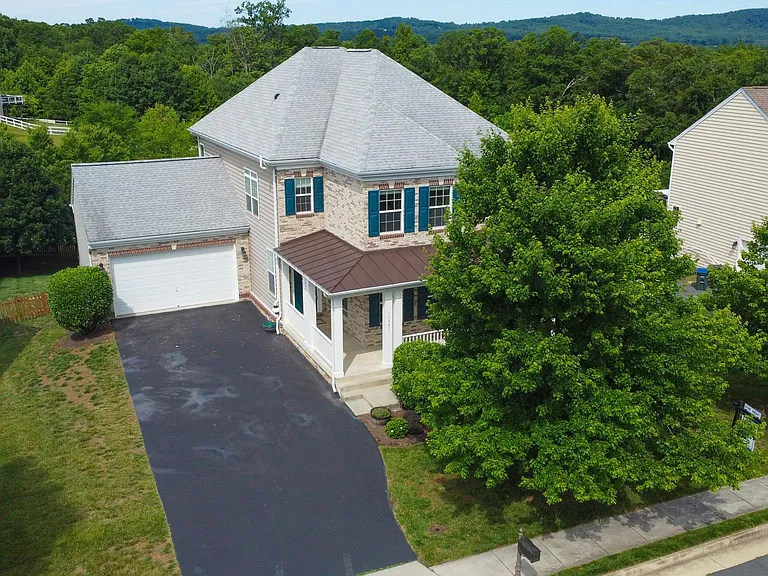 13481 Arcadian Dr — Photo 2