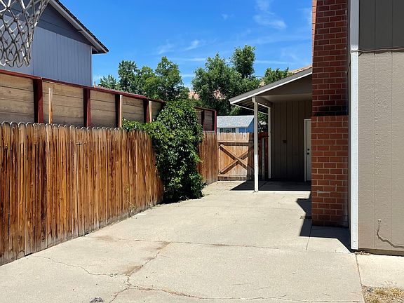 4th image of 459 Duggan Ave