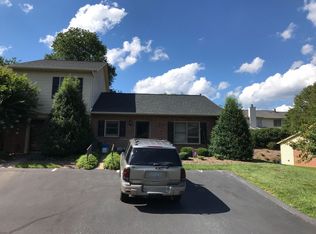 865 21st Ave NE, Hickory, NC 28601