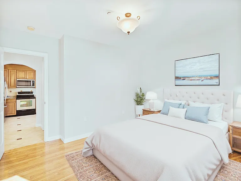 47 Campbell St #2 — Photo 8