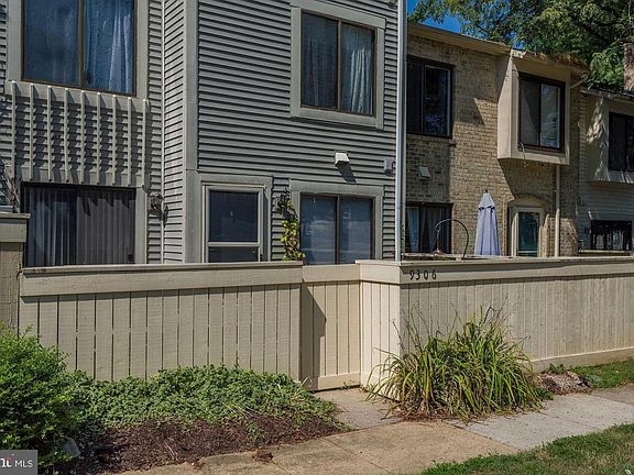 4th image of 9306 Bathgate Ct