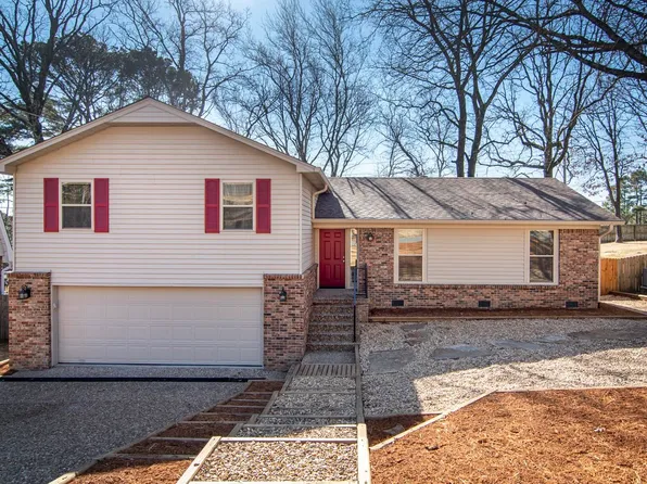 13501 Pompano Dr, Little Rock, AR 72211