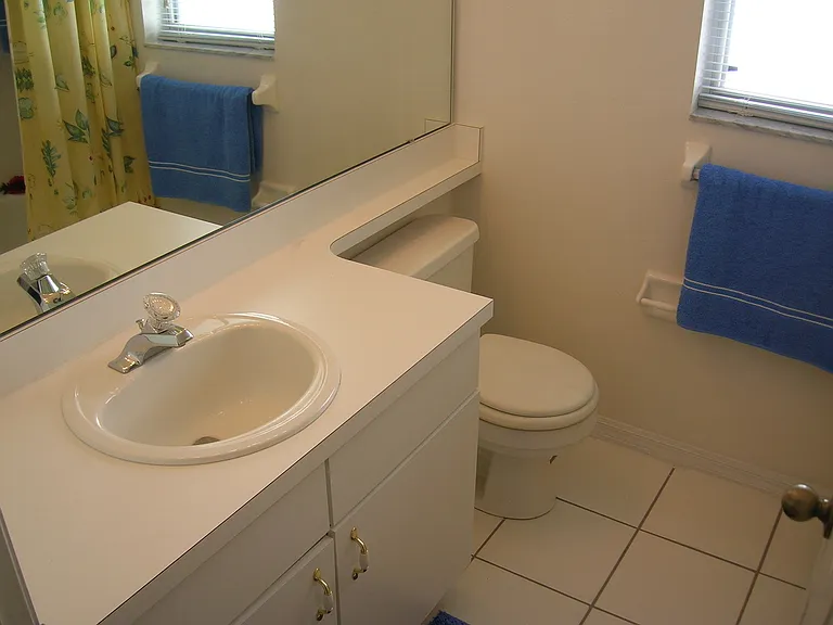 1061 Ballyshannon Pkwy — Photo 10