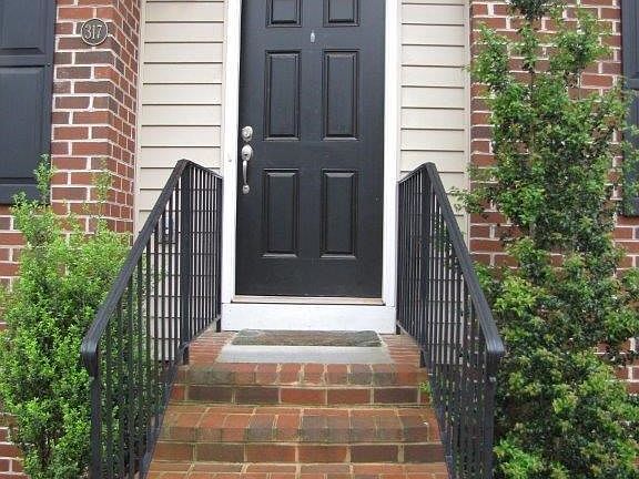 2nd image of 110 Aaron Pl Unit 17