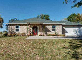 59 W Cherry St, Fair Grove, MO 65648