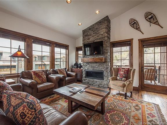 3rd image of 2880 Deer Valley Dr #6301
