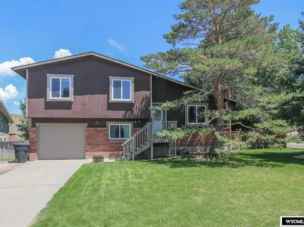 1740 Begonia St, Casper, WY 82604