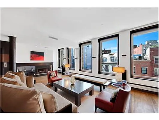 Rented by Douglas Elliman | media 17