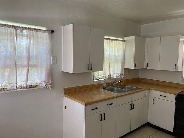 1st image of 600 Tropic St