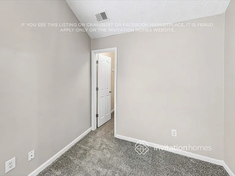 34 Churchill Park Dr — Photo 17