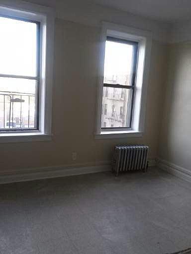 2nd image of 1420 Noble Ave APT 6O