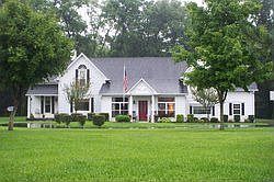 2nd image of 1383 Hickory Hill Dr