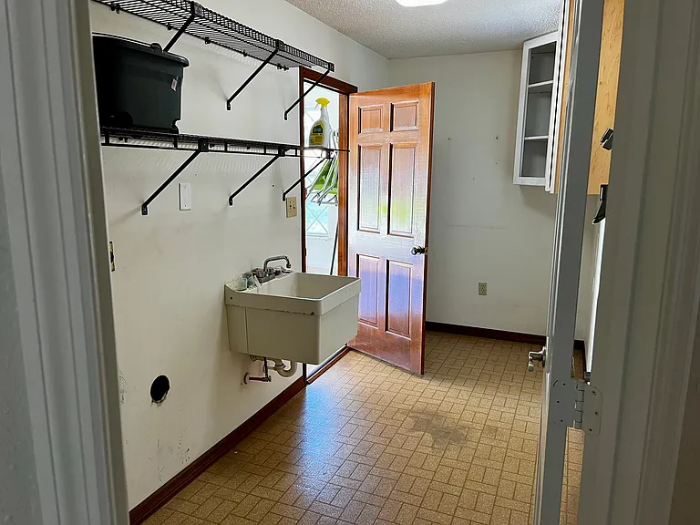 1626 Hollingsworth Crk — Photo 31