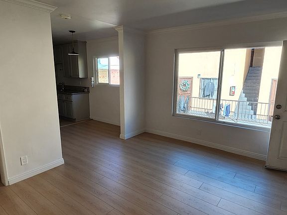 4th image of 2213 W Court St APT 3