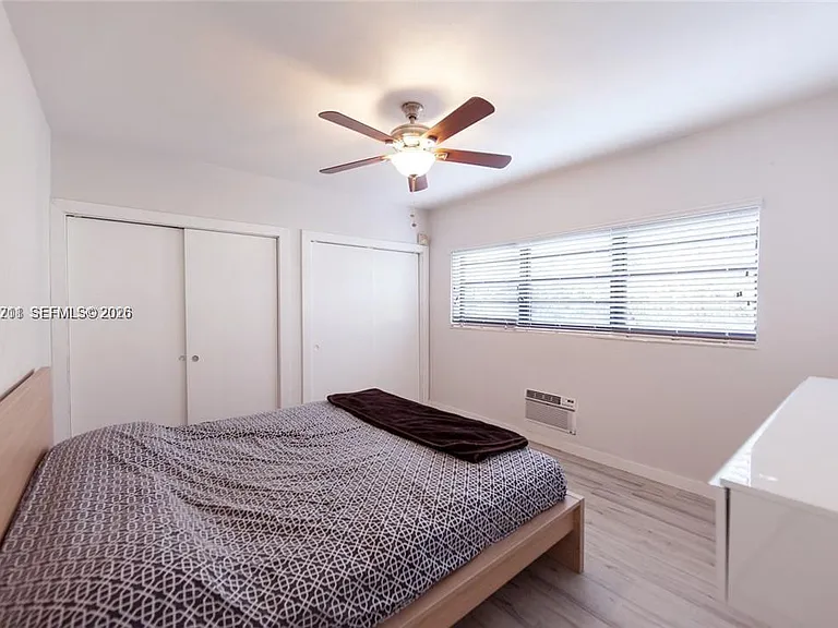 7845 NE Bayshore Ct #8 — Photo 13