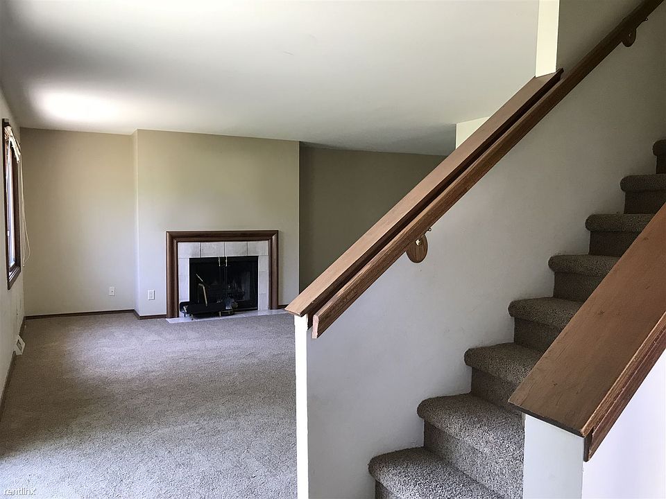 15 Coronado Living 1