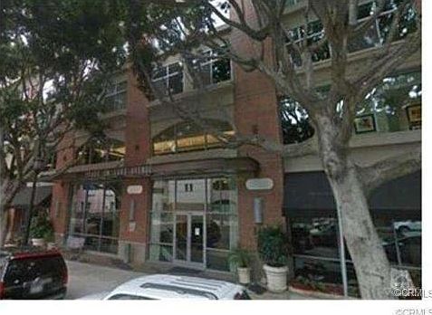 1st image of 840 E Green St Unit 423