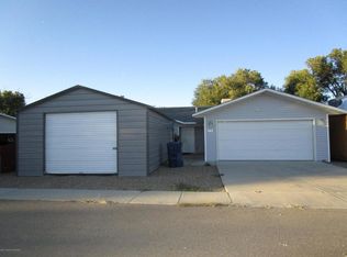1419 Elizabeth St, Bloomfield, NM 87413