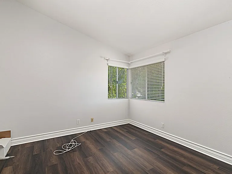 24332 Kings Vw — Photo 11