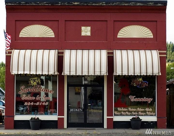 1st image of 372 Sussex Ave W