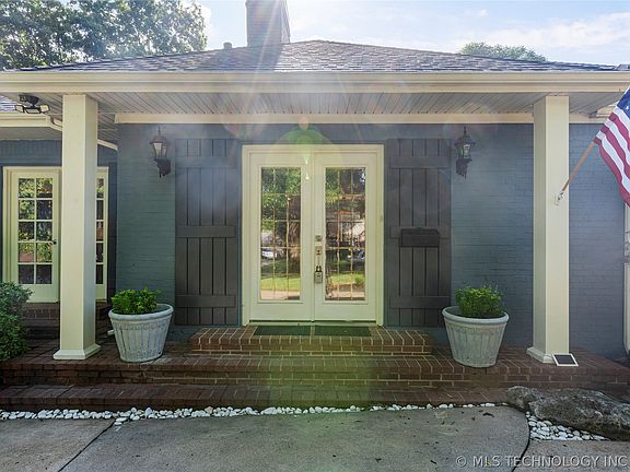 4th image of 2521 S Birmingham Pl
