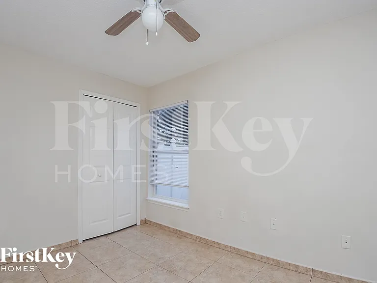 1307 Dover Dr — Photo 11